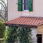 Hébergement de vacances House Rea With Bbq And Two Terrace