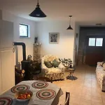Hébergement de vacances House Rea With Bbq And Two Terrace *