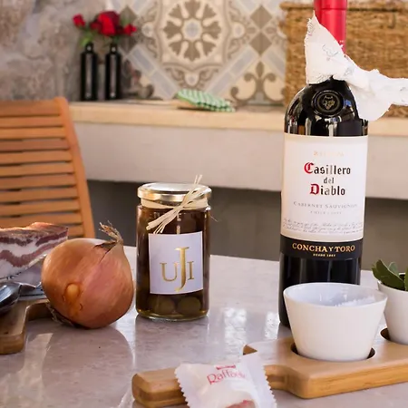 House Rea With Bbq And Two Terrace *