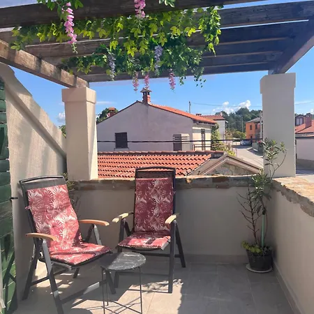 House Rea With Bbq And Two Terrace Casa de Férias