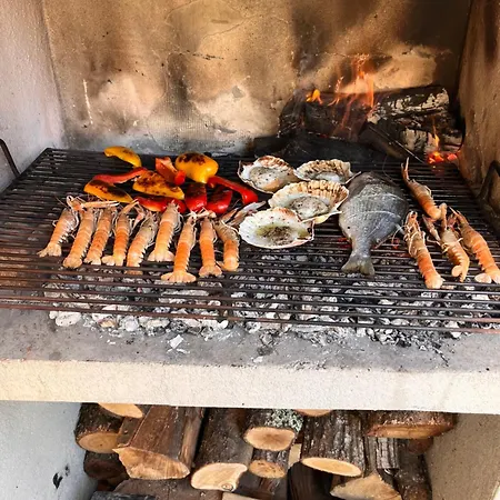 House Rea With Bbq And Two Terrace Sveti Donat